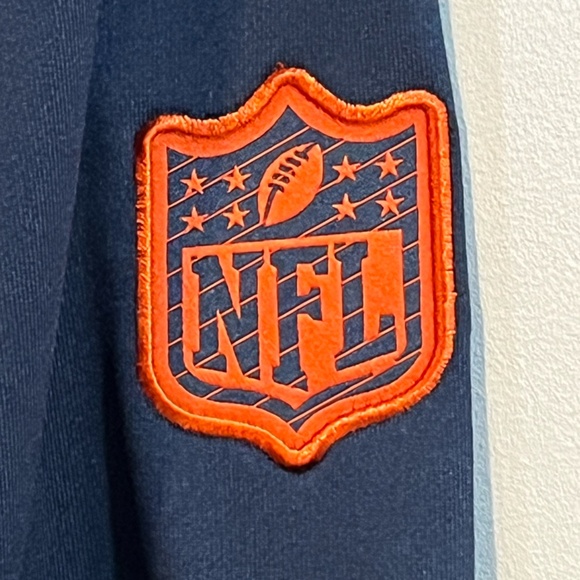 Chicago Bears 2023 Training Camp Hooded Long Sleeve – Authentic Team-Issued - Picture 4 of 6